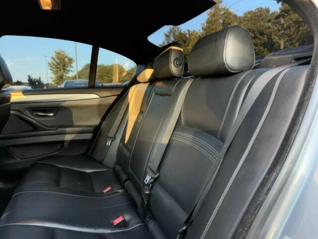 Сірий БМВ 5 Серія, об'ємом двигуна 3 л та пробігом 75 тис. км за 3700 $, фото 17 на Automoto.ua