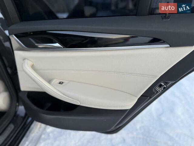 Сірий БМВ 5 Серія, об'ємом двигуна 2 л та пробігом 221 тис. км за 26900 $, фото 24 на Automoto.ua