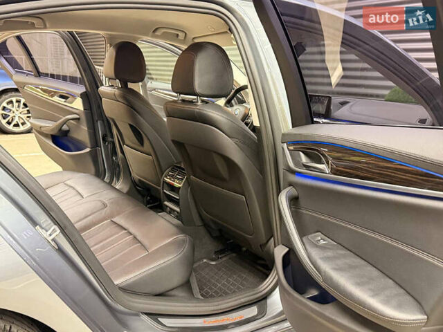 Серый БМВ 5 Серия, объемом двигателя 2 л и пробегом 131 тыс. км за 24000 $, фото 16 на Automoto.ua