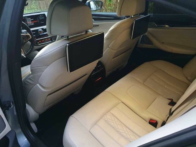 Сірий БМВ 5 Серія, об'ємом двигуна 0 л та пробігом 89 тис. км за 20100 $, фото 9 на Automoto.ua