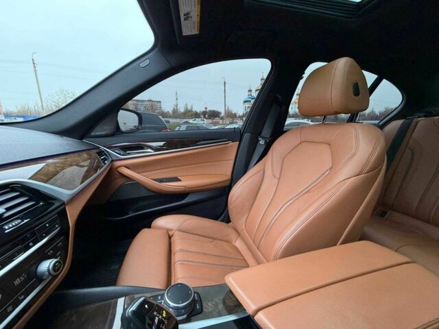 Серый БМВ 5 Серия, объемом двигателя 2 л и пробегом 127 тыс. км за 27000 $, фото 21 на Automoto.ua