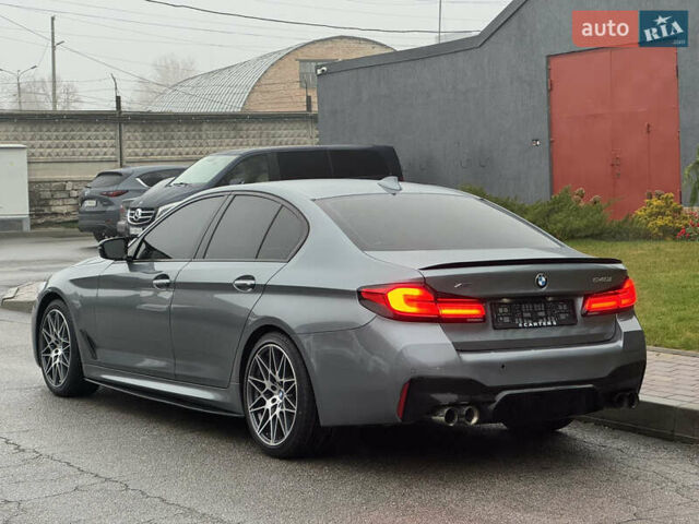 Серый БМВ 5 Серия, объемом двигателя 3 л и пробегом 120 тыс. км за 34900 $, фото 5 на Automoto.ua