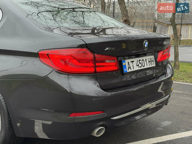 Серый БМВ 5 Серия, объемом двигателя 2 л и пробегом 248 тыс. км за 28500 $, фото 7 на Automoto.ua