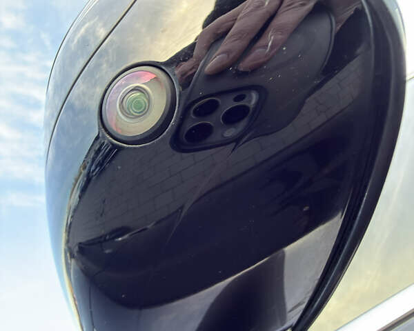 Серый БМВ 5 Серия, объемом двигателя 3 л и пробегом 254 тыс. км за 33500 $, фото 36 на Automoto.ua