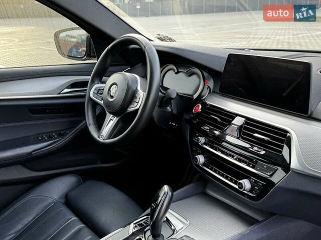 Серый БМВ 5 Серия, объемом двигателя 3 л и пробегом 91 тыс. км за 33900 $, фото 11 на Automoto.ua