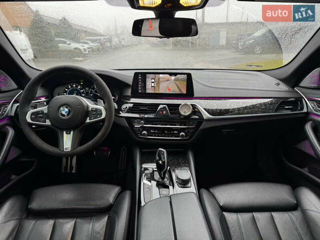 Серый БМВ 5 Серия, объемом двигателя 3 л и пробегом 120 тыс. км за 34900 $, фото 17 на Automoto.ua