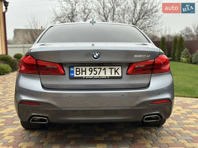 Сірий БМВ 5 Серія, об'ємом двигуна 2 л та пробігом 180 тис. км за 25999 $, фото 10 на Automoto.ua