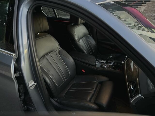 Серый БМВ 5 Серия, объемом двигателя 2 л и пробегом 121 тыс. км за 27000 $, фото 16 на Automoto.ua