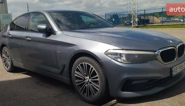 Серый БМВ 5 Серия, объемом двигателя 2 л и пробегом 350 тыс. км за 29775 $, фото 3 на Automoto.ua
