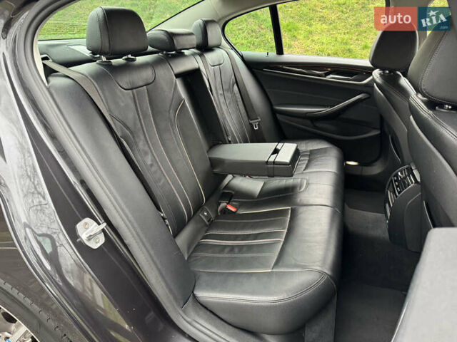 Серый БМВ 5 Серия, объемом двигателя 2 л и пробегом 248 тыс. км за 28500 $, фото 10 на Automoto.ua