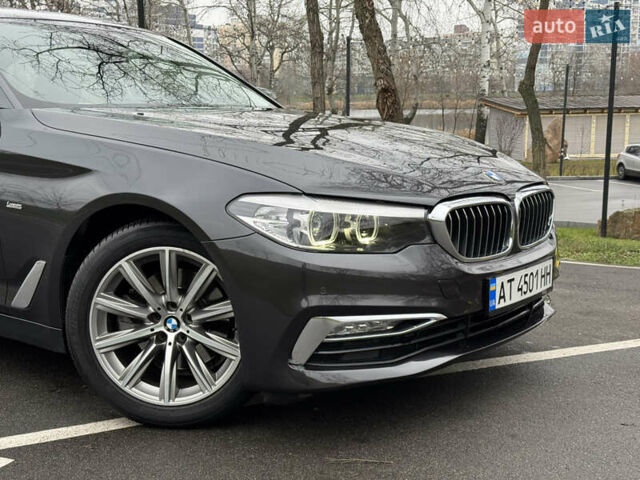 Серый БМВ 5 Серия, объемом двигателя 2 л и пробегом 248 тыс. км за 28500 $, фото 3 на Automoto.ua