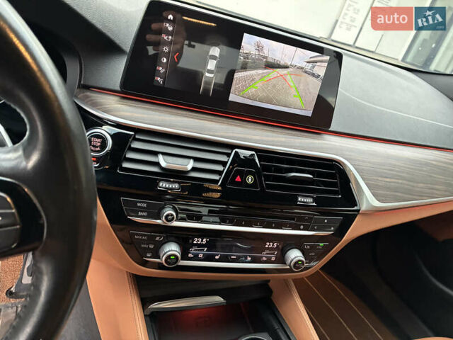 Серый БМВ 5 Серия, объемом двигателя 2 л и пробегом 221 тыс. км за 24999 $, фото 16 на Automoto.ua