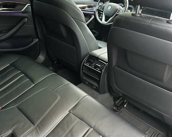 Сірий БМВ 5 Серія, об'ємом двигуна 2 л та пробігом 206 тис. км за 24000 $, фото 7 на Automoto.ua