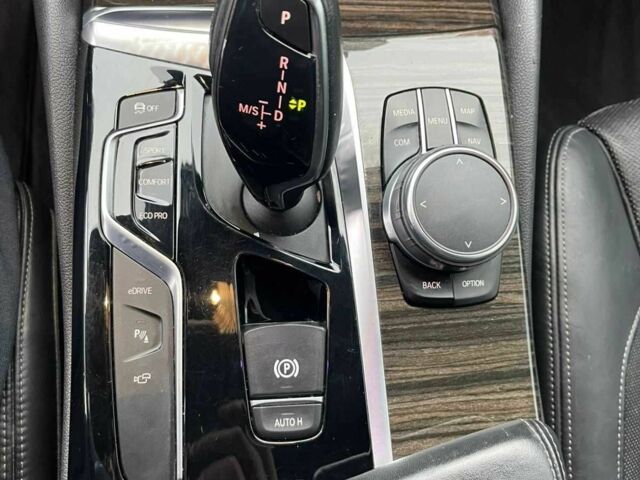 Серый БМВ 5 Серия, объемом двигателя 2 л и пробегом 171 тыс. км за 23000 $, фото 18 на Automoto.ua