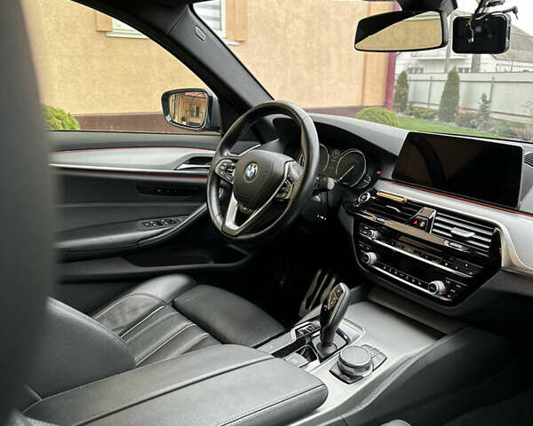 Сірий БМВ 5 Серія, об'ємом двигуна 2 л та пробігом 180 тис. км за 25999 $, фото 18 на Automoto.ua