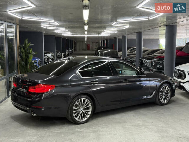 Сірий БМВ 5 Серія, об'ємом двигуна 2.99 л та пробігом 164 тис. км за 38900 $, фото 12 на Automoto.ua