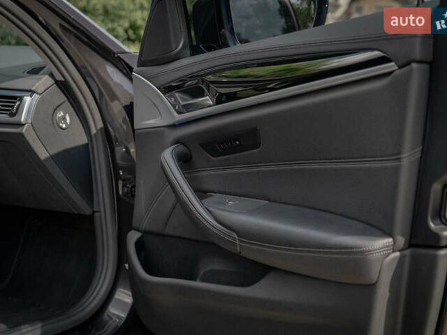 Серый БМВ 5 Серия, объемом двигателя 2 л и пробегом 93 тыс. км за 35500 $, фото 9 на Automoto.ua