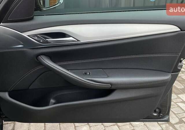 Сірий БМВ 5 Серія, об'ємом двигуна 2.99 л та пробігом 164 тис. км за 31500 $, фото 37 на Automoto.ua