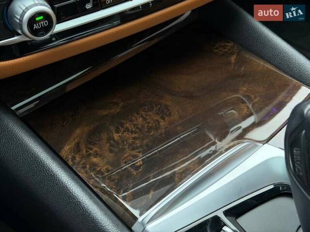 Серый БМВ 5 Серия, объемом двигателя 2 л и пробегом 127 тыс. км за 27000 $, фото 75 на Automoto.ua