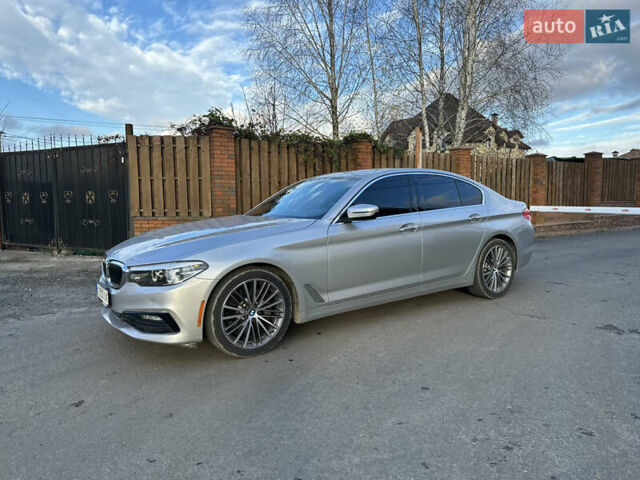 Серый БМВ 5 Серия, объемом двигателя 2 л и пробегом 124 тыс. км за 26400 $, фото 1 на Automoto.ua