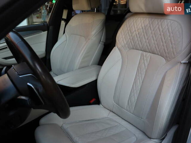 Серый БМВ 5 Серия, объемом двигателя 2.99 л и пробегом 152 тыс. км за 42900 $, фото 17 на Automoto.ua