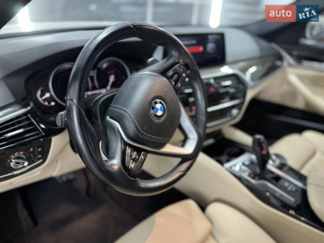 Серый БМВ 5 Серия, объемом двигателя 2 л и пробегом 194 тыс. км за 24900 $, фото 33 на Automoto.ua