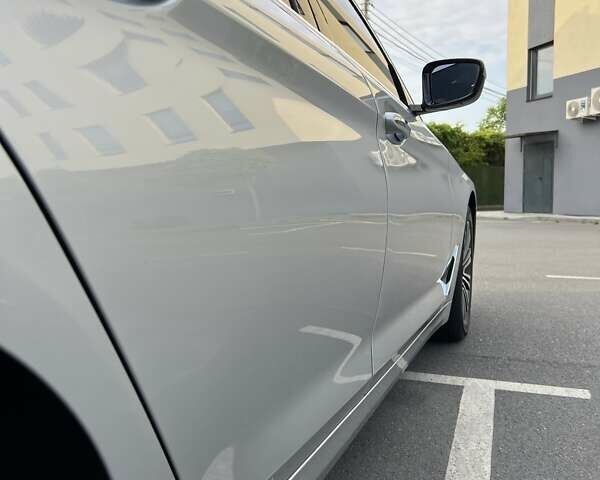 Сірий БМВ 5 Серія, об'ємом двигуна 2 л та пробігом 100 тис. км за 28500 $, фото 20 на Automoto.ua