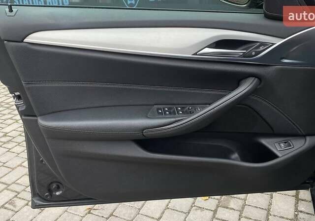 Сірий БМВ 5 Серія, об'ємом двигуна 2.99 л та пробігом 164 тис. км за 31500 $, фото 14 на Automoto.ua
