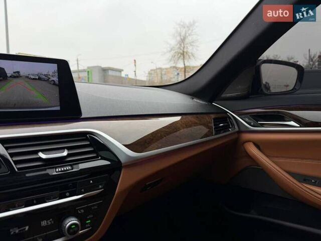 Серый БМВ 5 Серия, объемом двигателя 2 л и пробегом 127 тыс. км за 27000 $, фото 82 на Automoto.ua