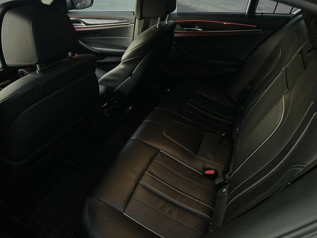 Серый БМВ 5 Серия, объемом двигателя 2 л и пробегом 121 тыс. км за 27000 $, фото 11 на Automoto.ua