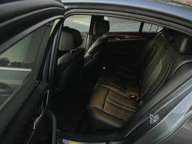 Серый БМВ 5 Серия, объемом двигателя 2 л и пробегом 121 тыс. км за 27000 $, фото 19 на Automoto.ua