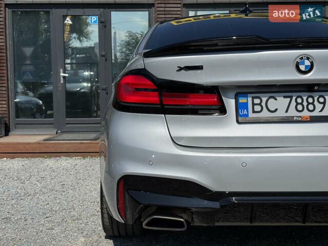 Сірий БМВ 5 Серія, об'ємом двигуна 3 л та пробігом 115 тис. км за 36500 $, фото 9 на Automoto.ua