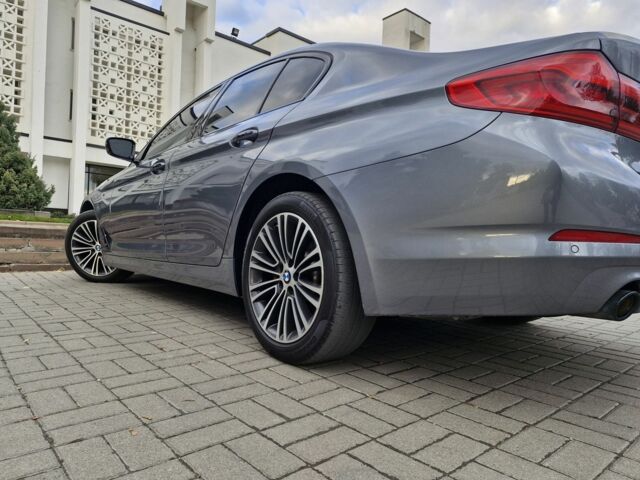 БМВ 5 Серия 2017 в Тернополе на Automoto.ua Серый БМВ 5 Серия, объемом двигателя 2 л и пробегом 190 тыс. км за 24000 $, фото 4 на Automoto.ua