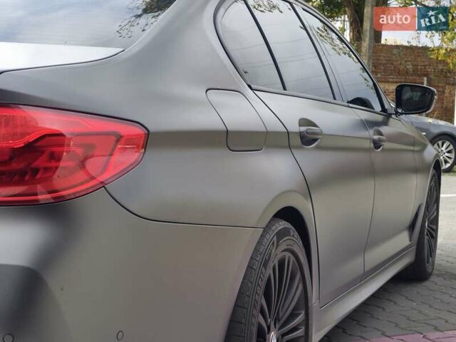 Серый БМВ 5 Серия, объемом двигателя 2 л и пробегом 166 тыс. км за 26500 $, фото 5 на Automoto.ua