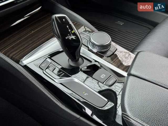 Серый БМВ 5 Серия, объемом двигателя 2 л и пробегом 248 тыс. км за 28500 $, фото 23 на Automoto.ua