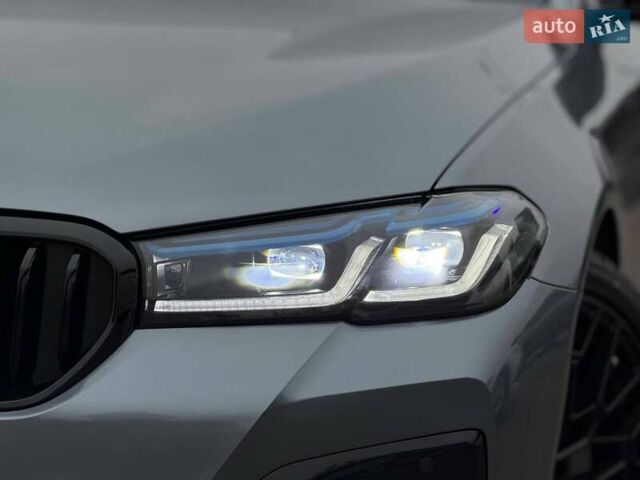 Серый БМВ 5 Серия, объемом двигателя 2 л и пробегом 127 тыс. км за 27000 $, фото 3 на Automoto.ua