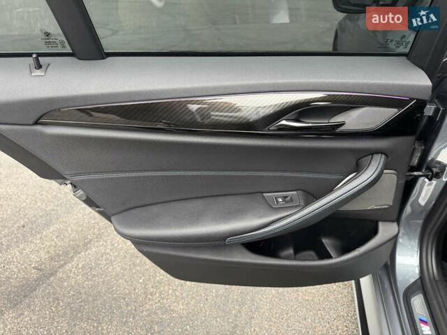 Сірий БМВ 5 Серія, об'ємом двигуна 3 л та пробігом 141 тис. км за 29999 $, фото 30 на Automoto.ua