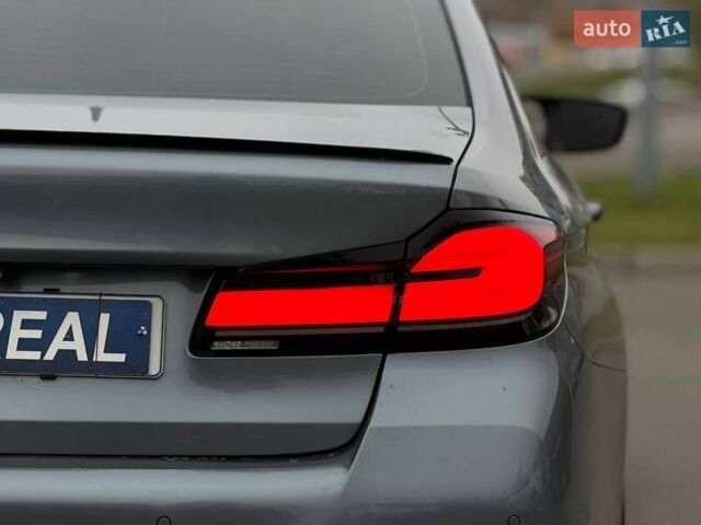 Серый БМВ 5 Серия, объемом двигателя 2 л и пробегом 127 тыс. км за 27000 $, фото 27 на Automoto.ua