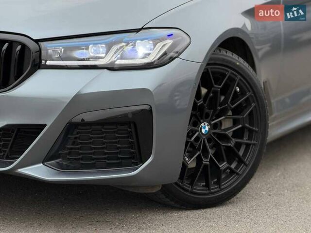 Серый БМВ 5 Серия, объемом двигателя 2 л и пробегом 127 тыс. км за 27000 $, фото 2 на Automoto.ua