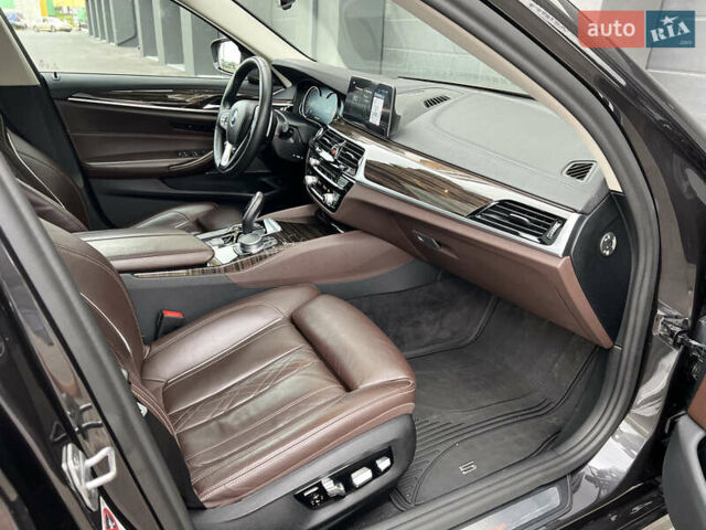 Сірий БМВ 5 Серія, об'ємом двигуна 2.99 л та пробігом 208 тис. км за 37900 $, фото 30 на Automoto.ua