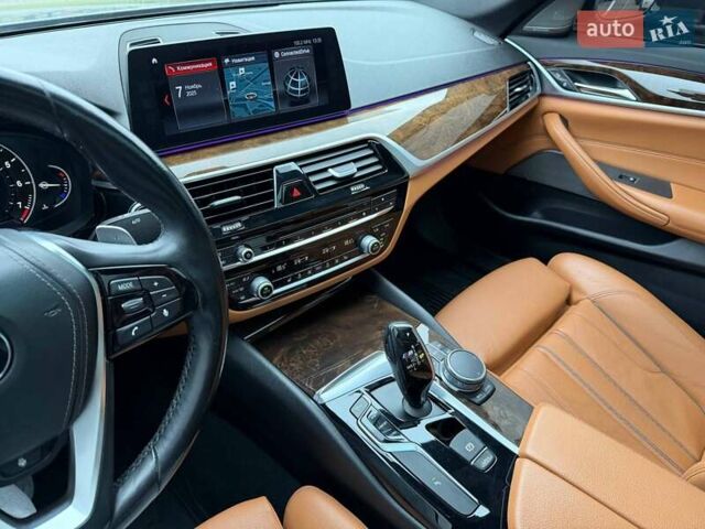 Серый БМВ 5 Серия, объемом двигателя 2 л и пробегом 127 тыс. км за 27000 $, фото 68 на Automoto.ua