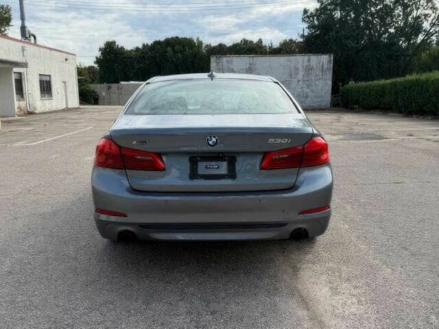 Серый БМВ 5 Серия, объемом двигателя 2 л и пробегом 53 тыс. км за 13650 $, фото 5 на Automoto.ua