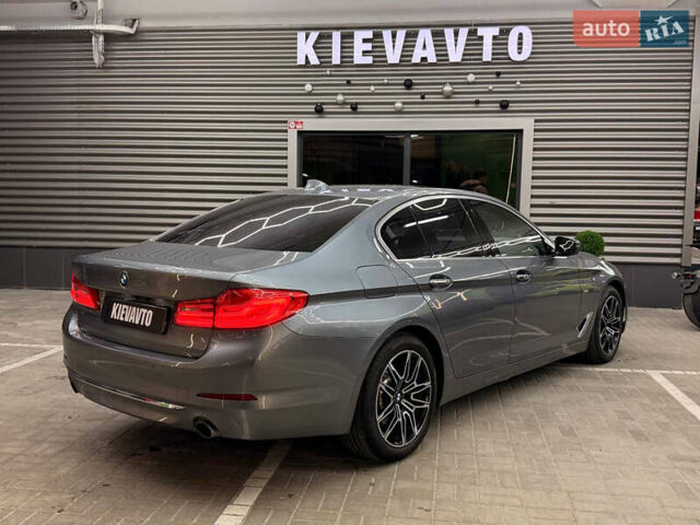 Серый БМВ 5 Серия, объемом двигателя 2 л и пробегом 131 тыс. км за 24000 $, фото 7 на Automoto.ua