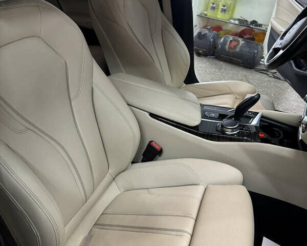 Серый БМВ 5 Серия, объемом двигателя 2 л и пробегом 194 тыс. км за 24900 $, фото 32 на Automoto.ua