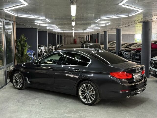 Серый БМВ 5 Серия, объемом двигателя 3 л и пробегом 164 тыс. км за 36900 $, фото 12 на Automoto.ua