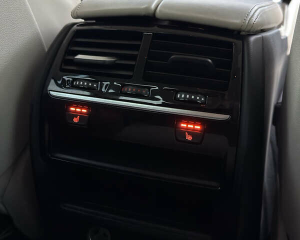 Серый БМВ 5 Серия, объемом двигателя 3 л и пробегом 254 тыс. км за 33500 $, фото 35 на Automoto.ua