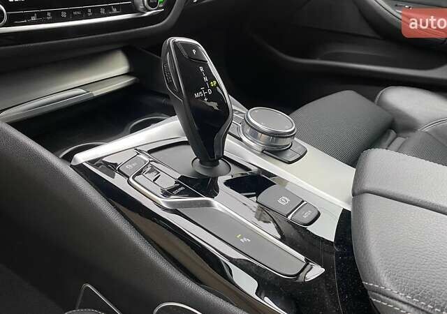 Сірий БМВ 5 Серія, об'ємом двигуна 2.99 л та пробігом 164 тис. км за 31500 $, фото 22 на Automoto.ua