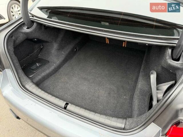 Серый БМВ 5 Серия, объемом двигателя 2 л и пробегом 127 тыс. км за 27000 $, фото 39 на Automoto.ua