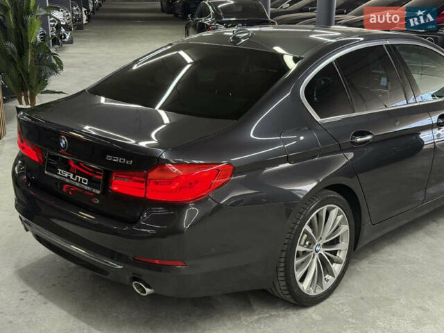 Сірий БМВ 5 Серія, об'ємом двигуна 2.99 л та пробігом 164 тис. км за 38900 $, фото 14 на Automoto.ua