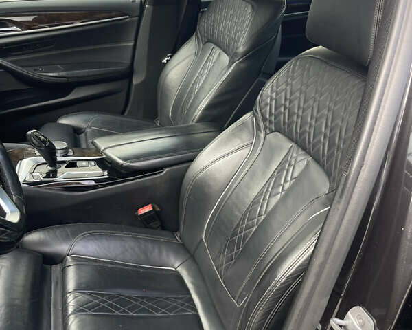 Серый БМВ 5 Серия, объемом двигателя 2 л и пробегом 196 тыс. км за 21999 $, фото 31 на Automoto.ua